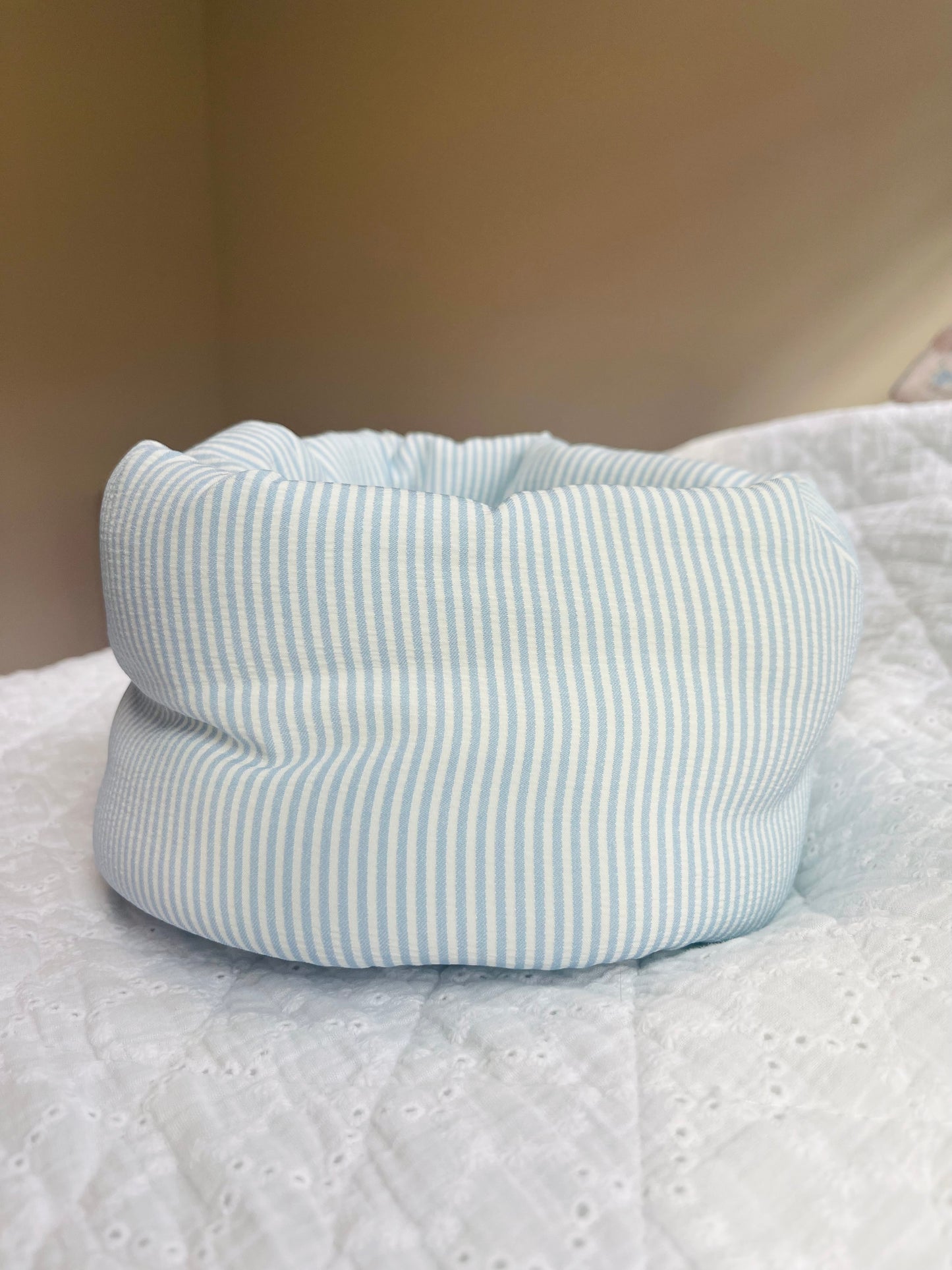 Large Puff Bucket Organizer - Blue Stripes