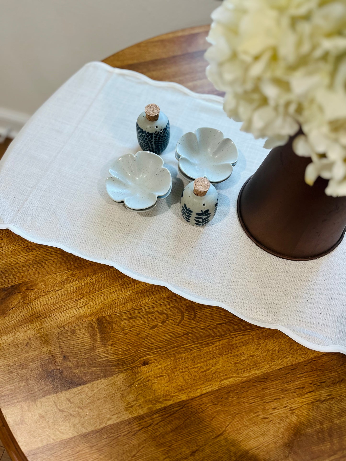 Natural Florence Table Runner